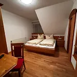 Kloeckhof * Aich (Styria)