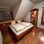 Kloeckhof Farmház Aich
