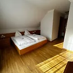 Kloeckhof Farm stay *
